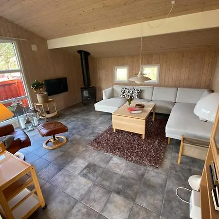 Sommerhus Henne 펜션 헨느스트랜드