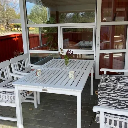 Sommerhus Henne 펜션